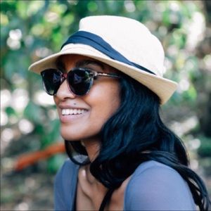 NEW TOMS Bellini Victorian Black Floral Sunglasses